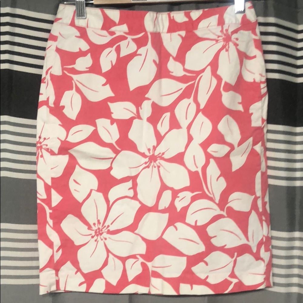Pencil skirt